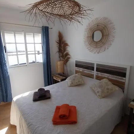 Апартаменты Maison Vue Avec Piscine *